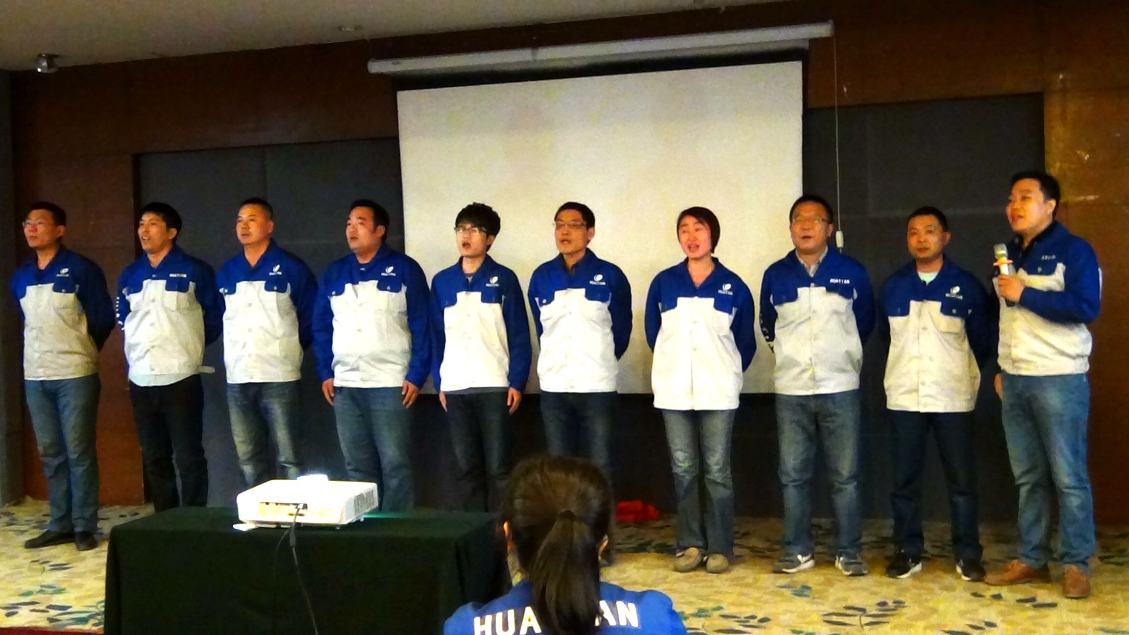 734682951943745610 734682951943745610