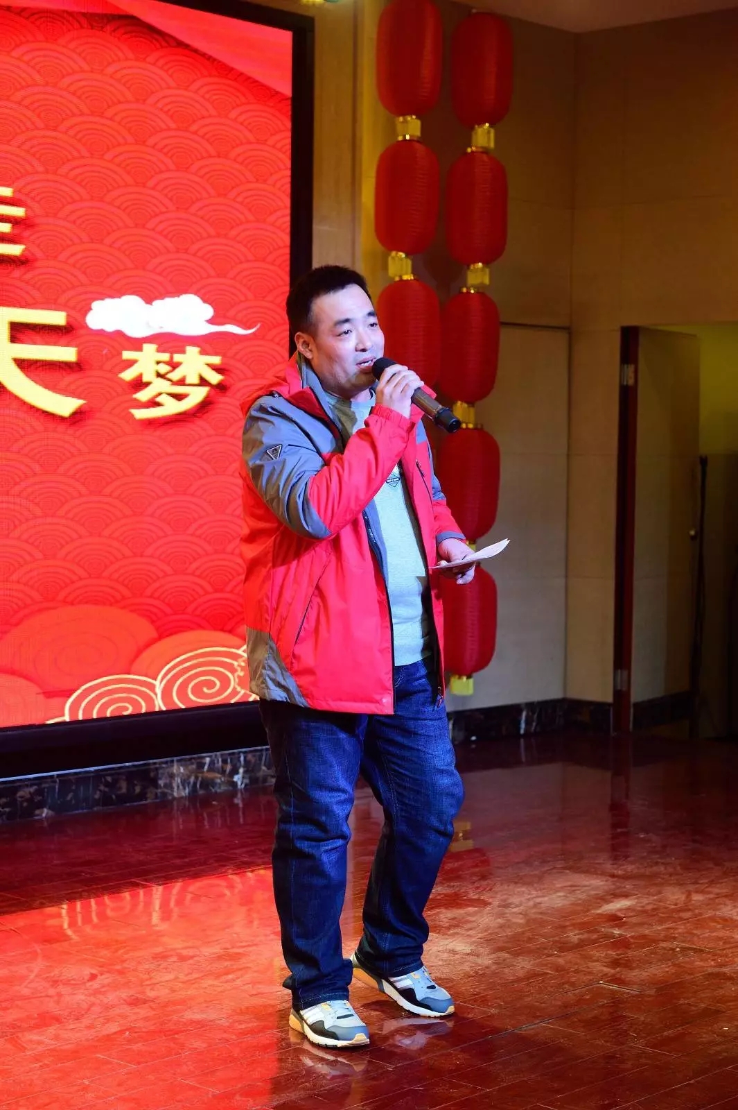 640.webp (1) 640.webp (1)